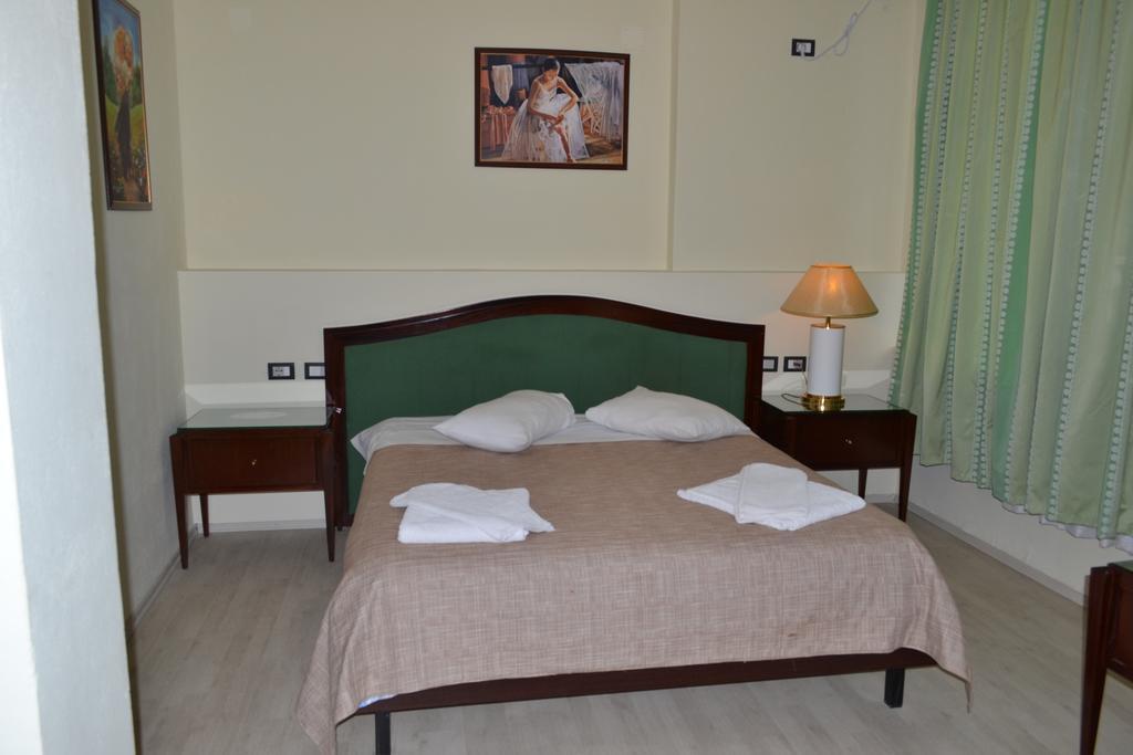 Cajupi Hotel Gjirokastër
